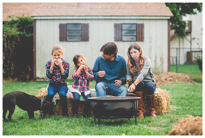 Backyard smores family photo_0015