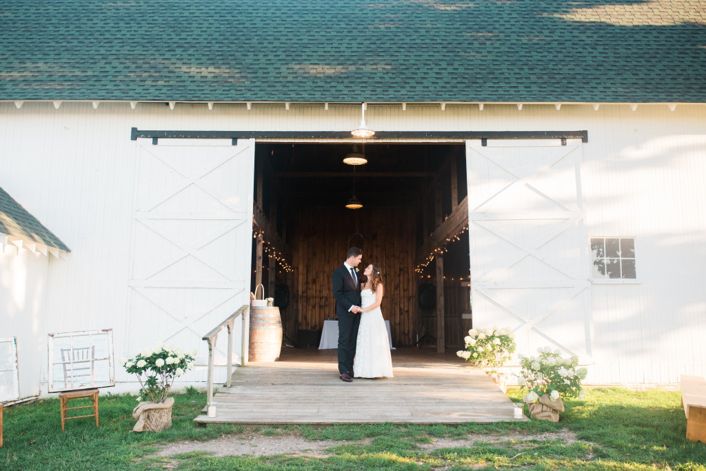 Long-Island-Barn-Wedding-bride-groom-barn