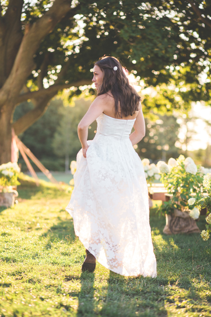 Long-Island-Outdoor-Wedding-Photographer-bride-sunset