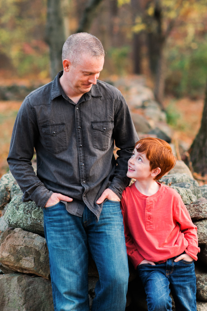 Seaford-Family-Photographer-dad-boy-fall