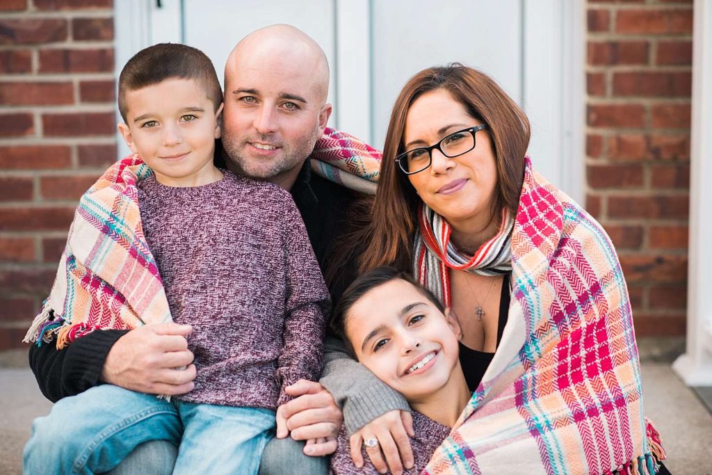 farmingdale family photo at new home