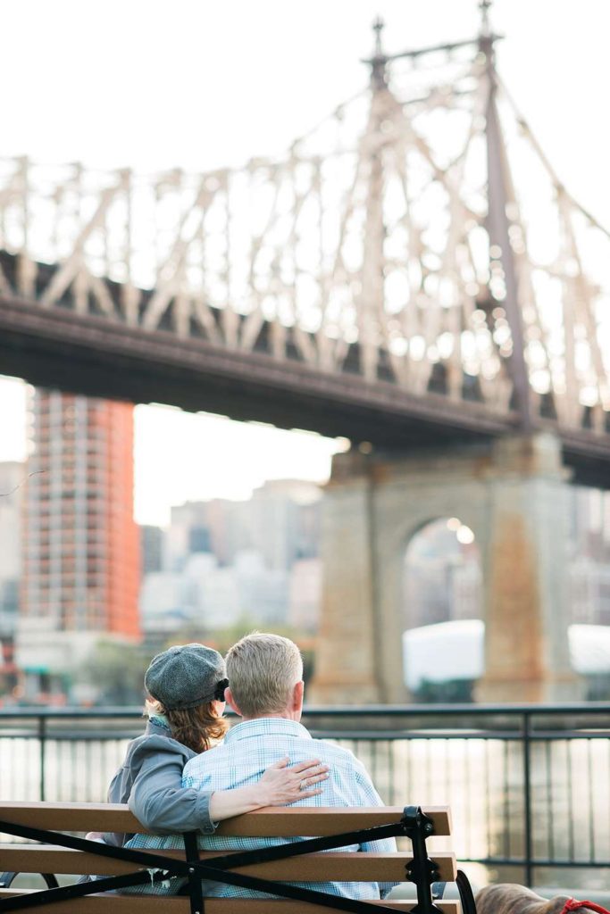 59th st bridge and couple