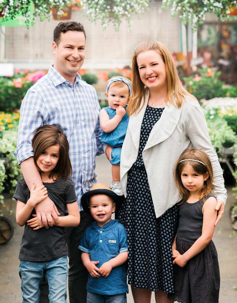 family of six at Dee's Nursery