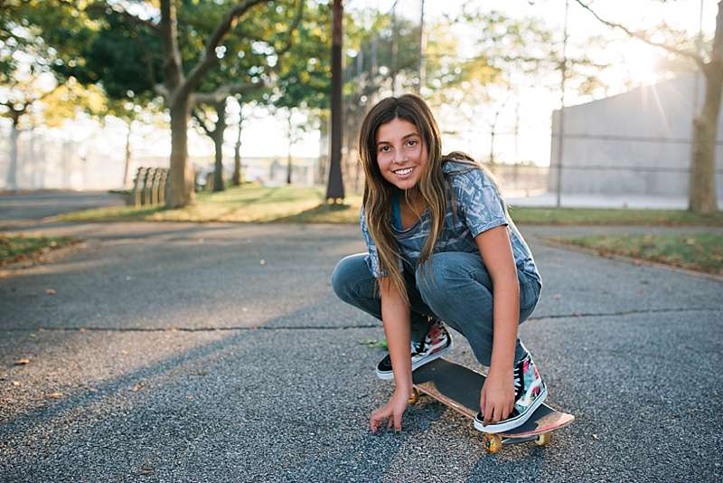 long-island-new-york-pre-bat-mitzvah-photo-shoot skateboard girl