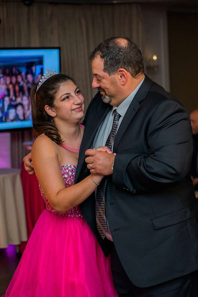 dad daughter dance at bat mitzvah