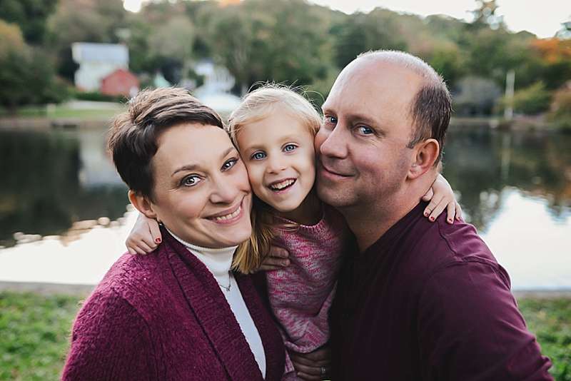 family photo at roslyn pond