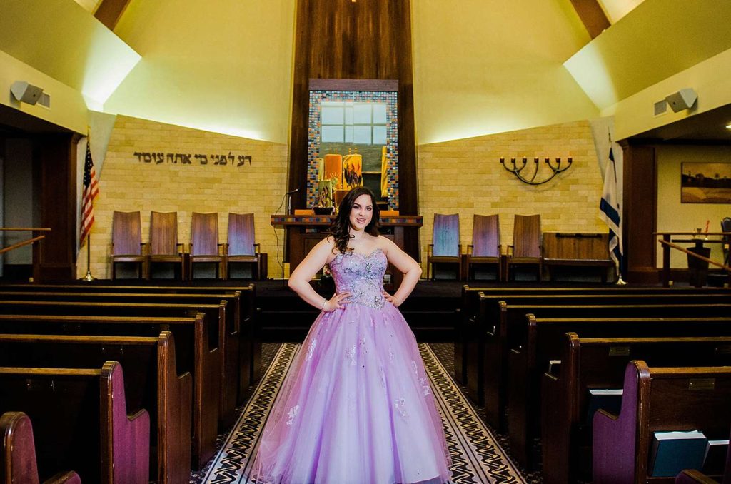 Long Island Bat Mitzvah Photographer in the temple