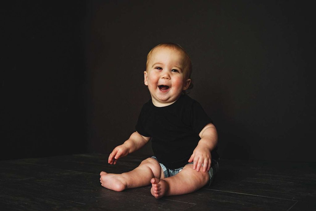 Long Island Baby Photographer laughing baby