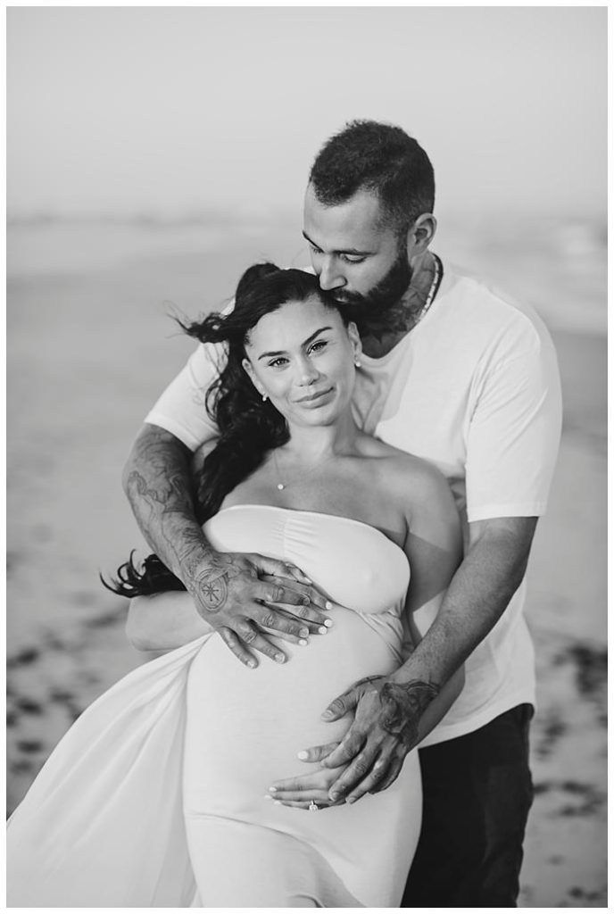 Long Island Beach Maternity Photos black and white