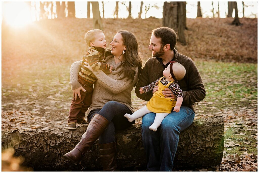 Long Island Family Photos Syosset-Woodbury Park famiy of 4