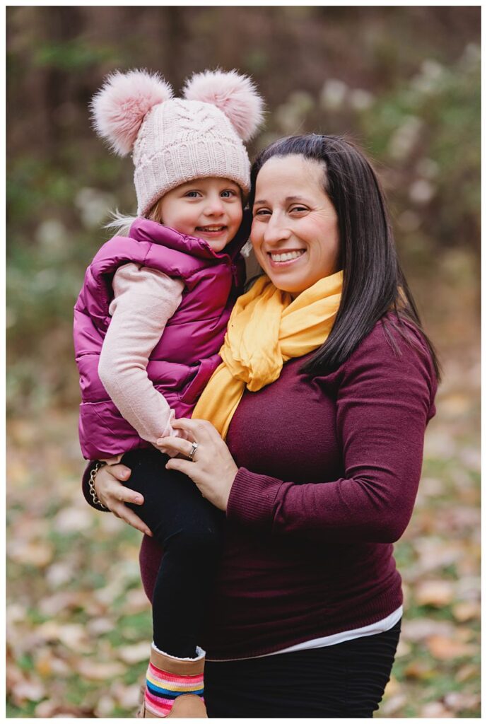 Plainview Family Photos mom and daughter