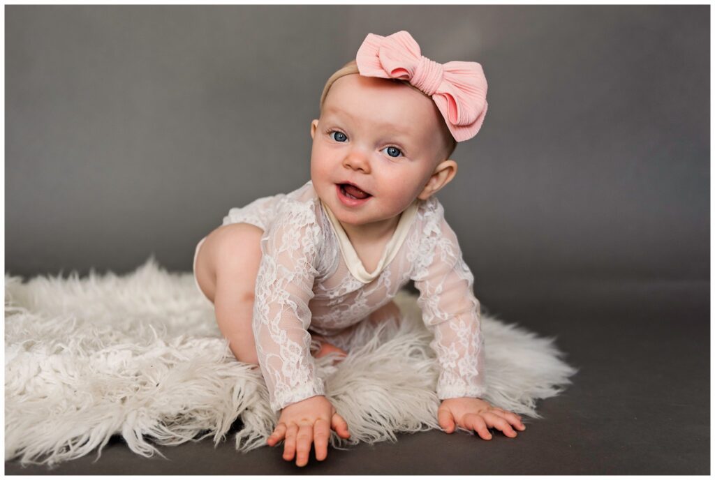 Boulder Baby Photographer crawling