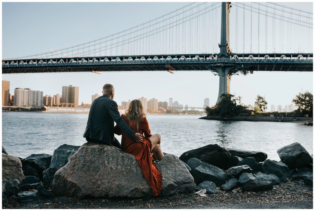 Brooklyn Bridge Engagement Photos the manhattan bridge