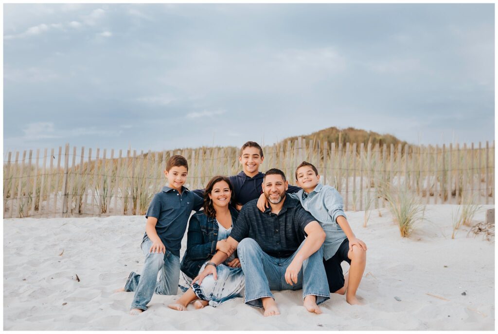 Lido Beach Family of 5 Photos dune grass