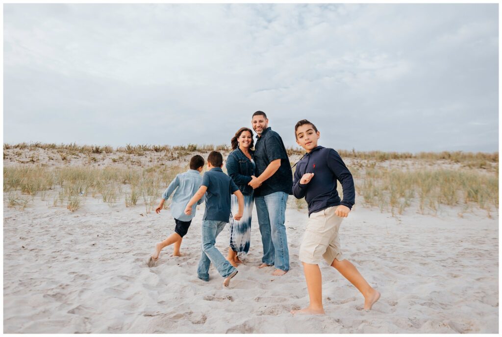 Lido Beach Family of 5 Photos playful