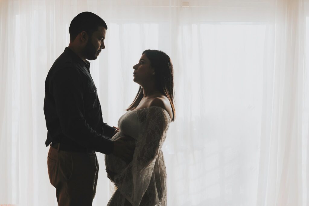 Maternity Studio Photos Long island and NYC silhouette