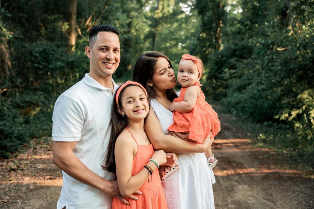 Family Photos Hempstead Lake State Park Oceanside all smiles