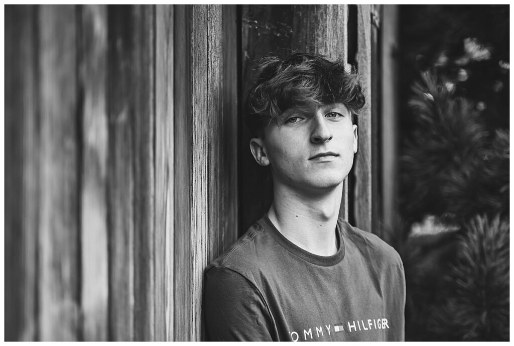 Hamstra Gardens Senior Photos Kouts Seniors black and white