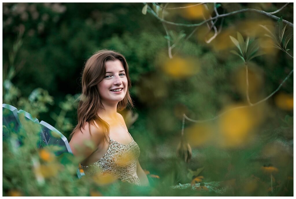 Hamstra Gardens Senior Photos Kouts Seniors yellow flowers