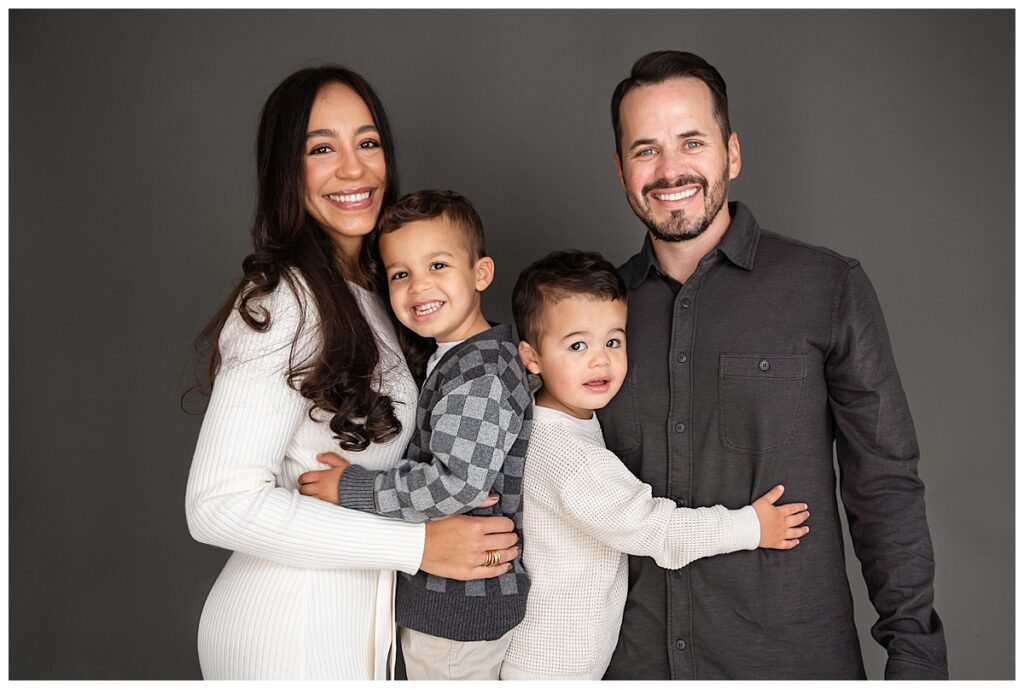 Sweet and Simple Family Photos in the Studio snuggle