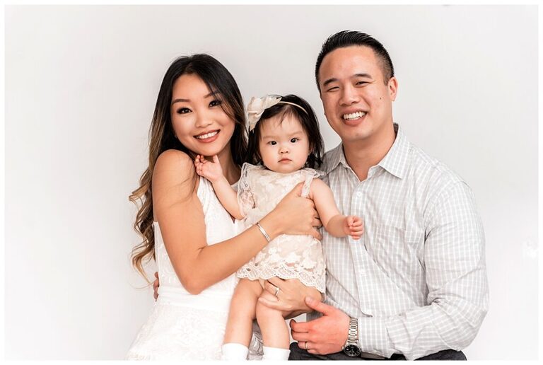 Light and Bright Family Photos in the Studio hugs