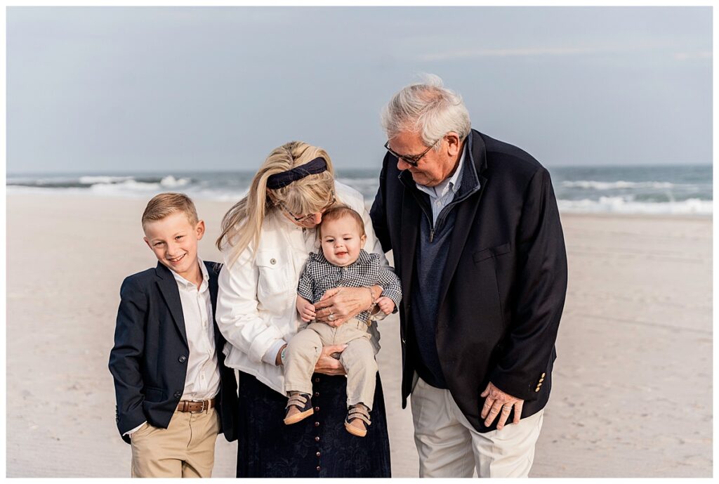 Special Extended Family Photos for Mom and Dad's Anniversary grandparents grandkids