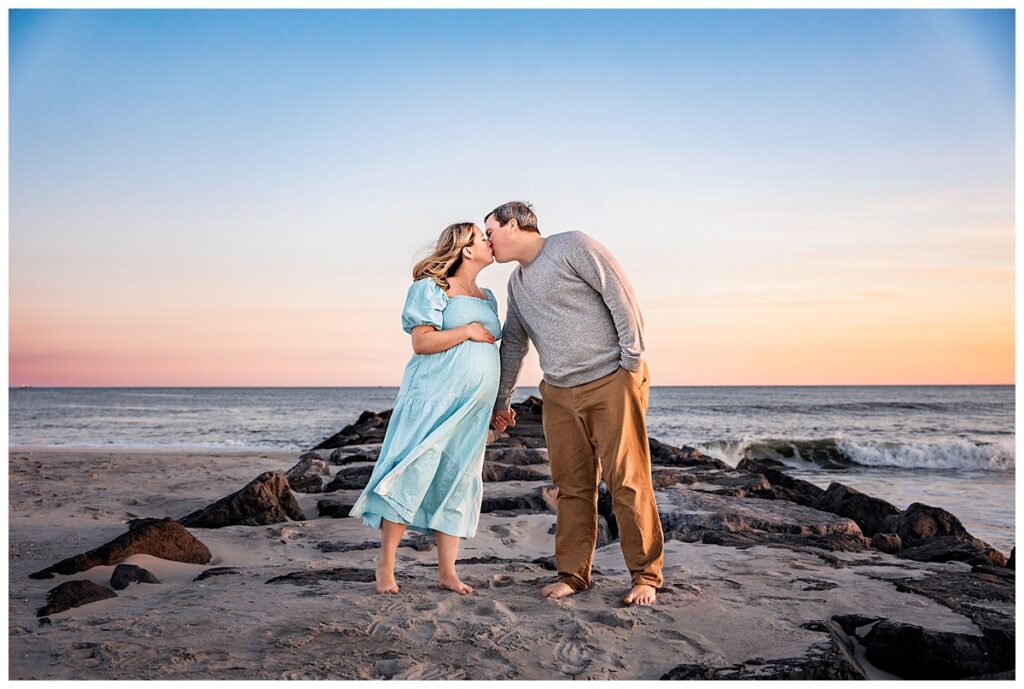 Natural and Breezy Sunset Maternity Photos on the Beach kisses