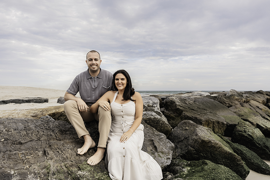 Long Island Natural Couple Photographer on jetty