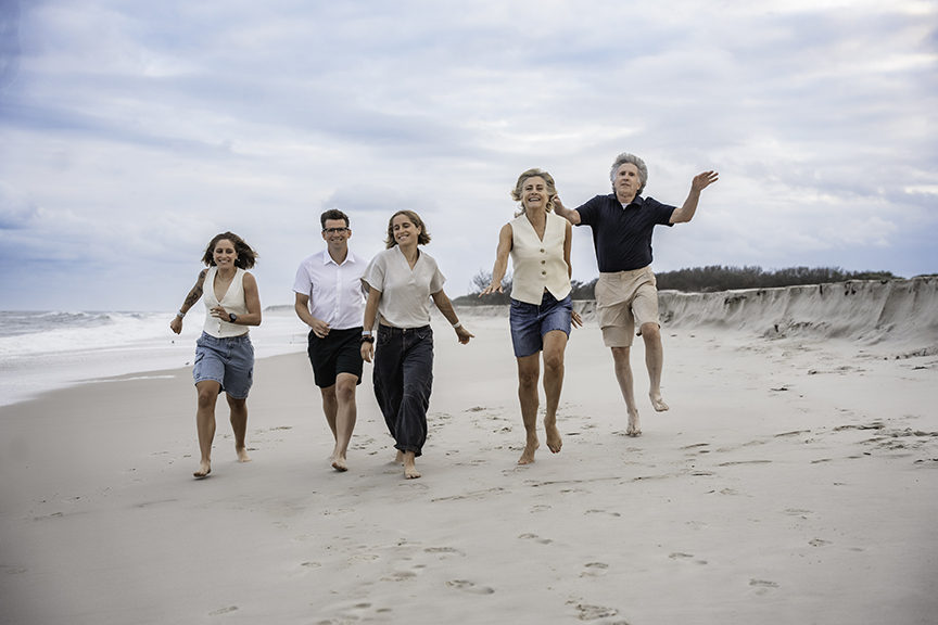 Family-photos-adult-kids-long-beach goofy