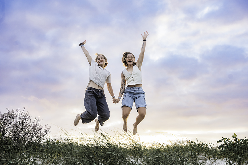 Family-photos-adult-kids-long-beach twins