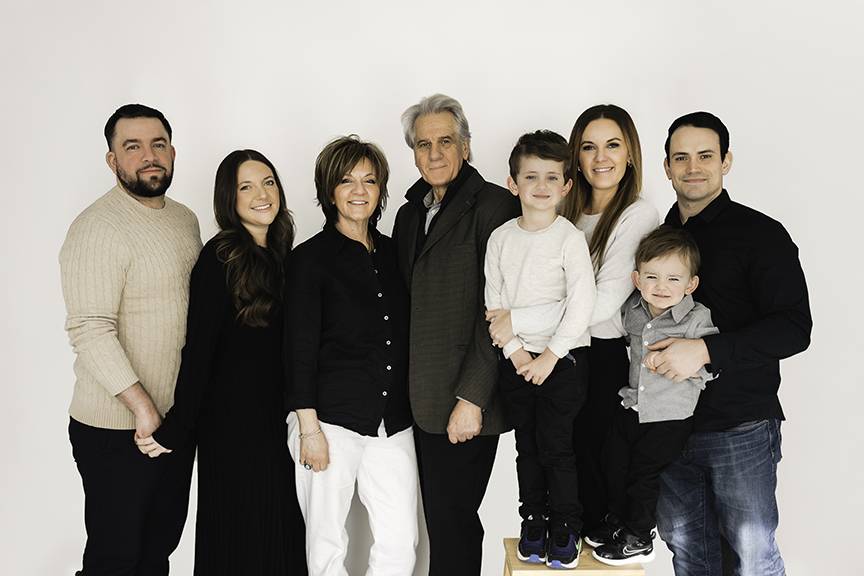 Bright and Modern Family Photos in the Studio neutral