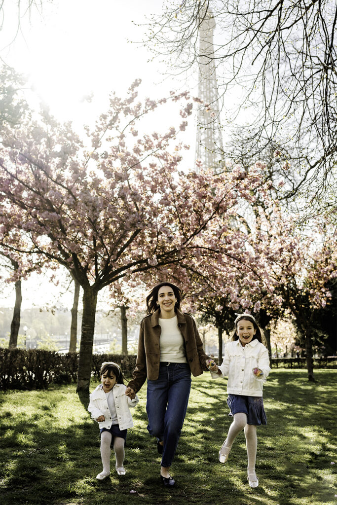 Special Springtime Girl Mom Photos in Paris blooming trees